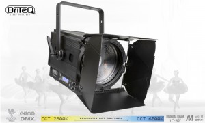 BRITEQ BT-THEATRE 400TW LED Fresnel Projektor 400W - 2800K-6000K - motorized Zoom