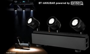 BRITEQ BT-AKKUBAR Li-Ion powered 3 x 5W LED Projektor & wireless DMX