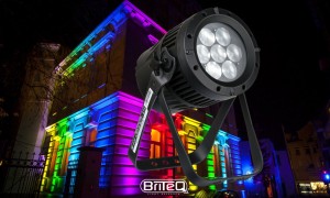 BRITEQ PRO BEAMER ZOOM MK5 RENTAL 7 x 20W RGBW, Outdoor IP65